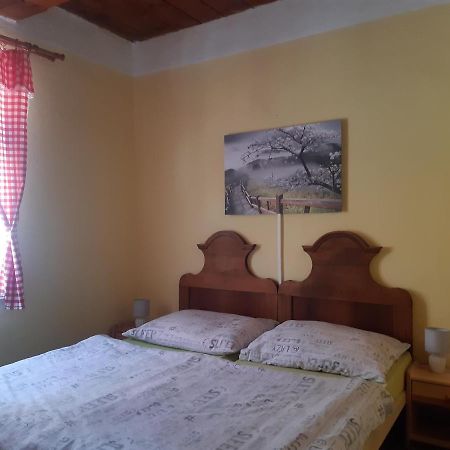 Apartment Romanticka Chalupa Štrba Buitenkant foto